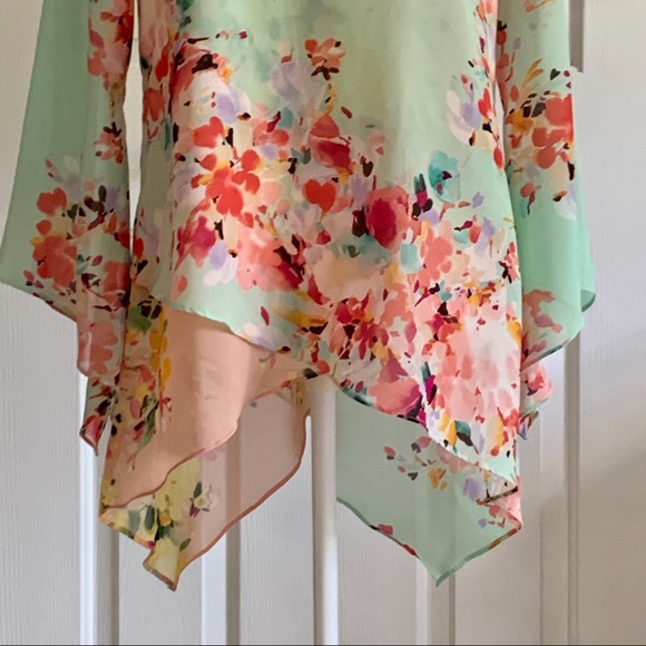 Sunny Leigh Floral Bell Sleeve Layered Blouse - Picture 11 of 13